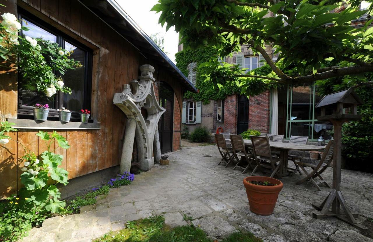 La Rosace Bed & Breakfast Chartres Exterior photo