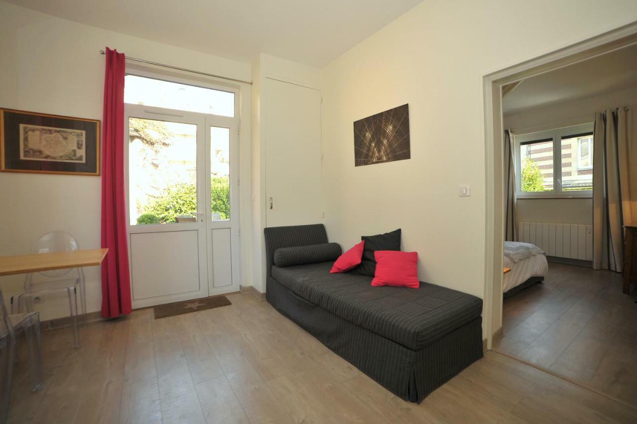 La Rosace Bed & Breakfast Chartres Exterior photo
